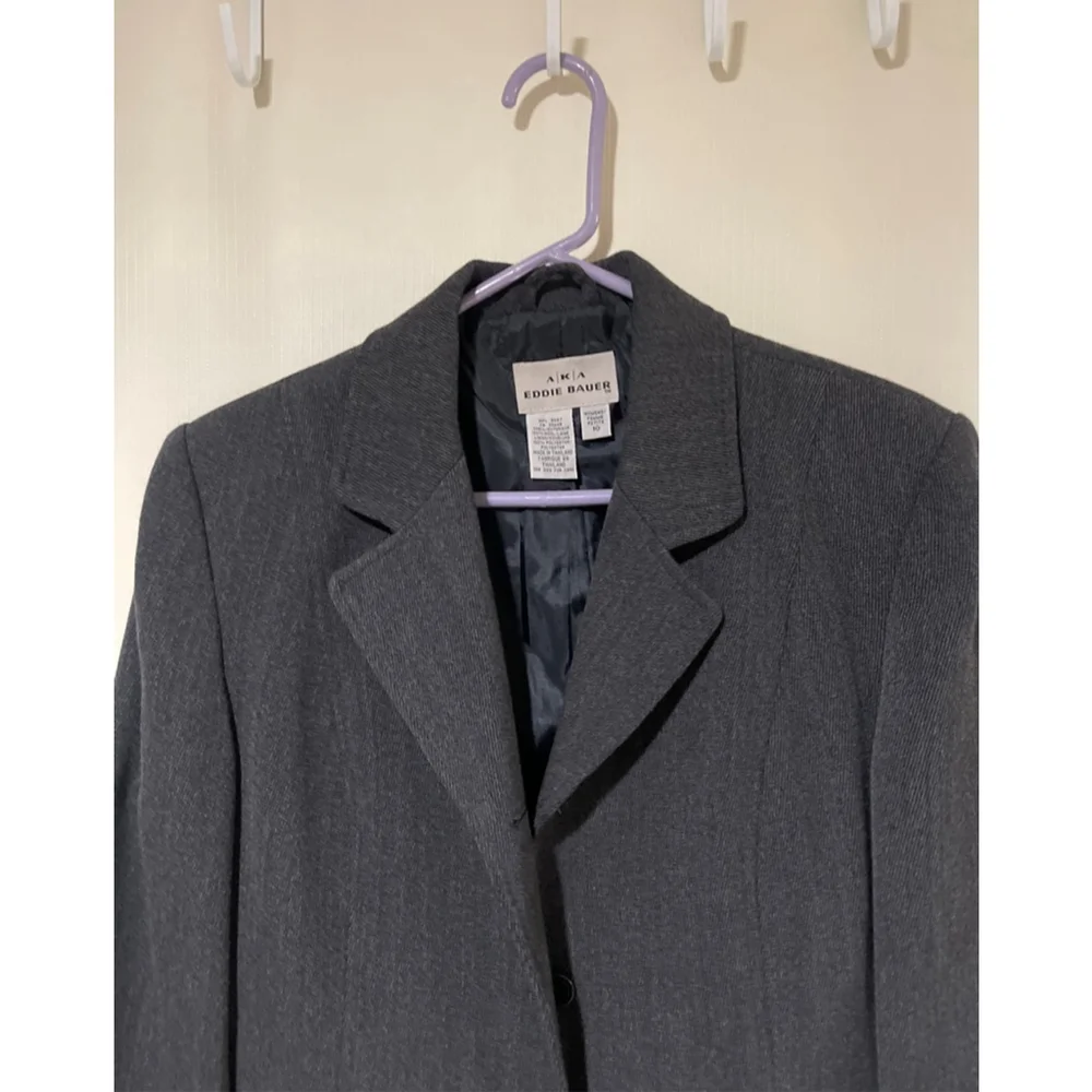 Women's Eddie Bauer Grey Petite 10P 100% Wool Blazer Jacket - Picture 3 of 11